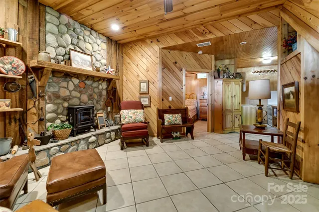 $575,000 | 54 Barnwood Way, Whittier, NC 28789