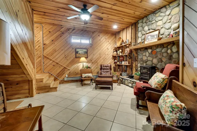 $575,000 | 54 Barnwood Way, Whittier, NC 28789