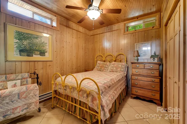 $575,000 | 54 Barnwood Way, Whittier, NC 28789