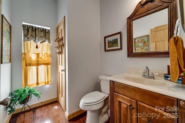 $575,000 | 54 Barnwood Way, Whittier, NC 28789