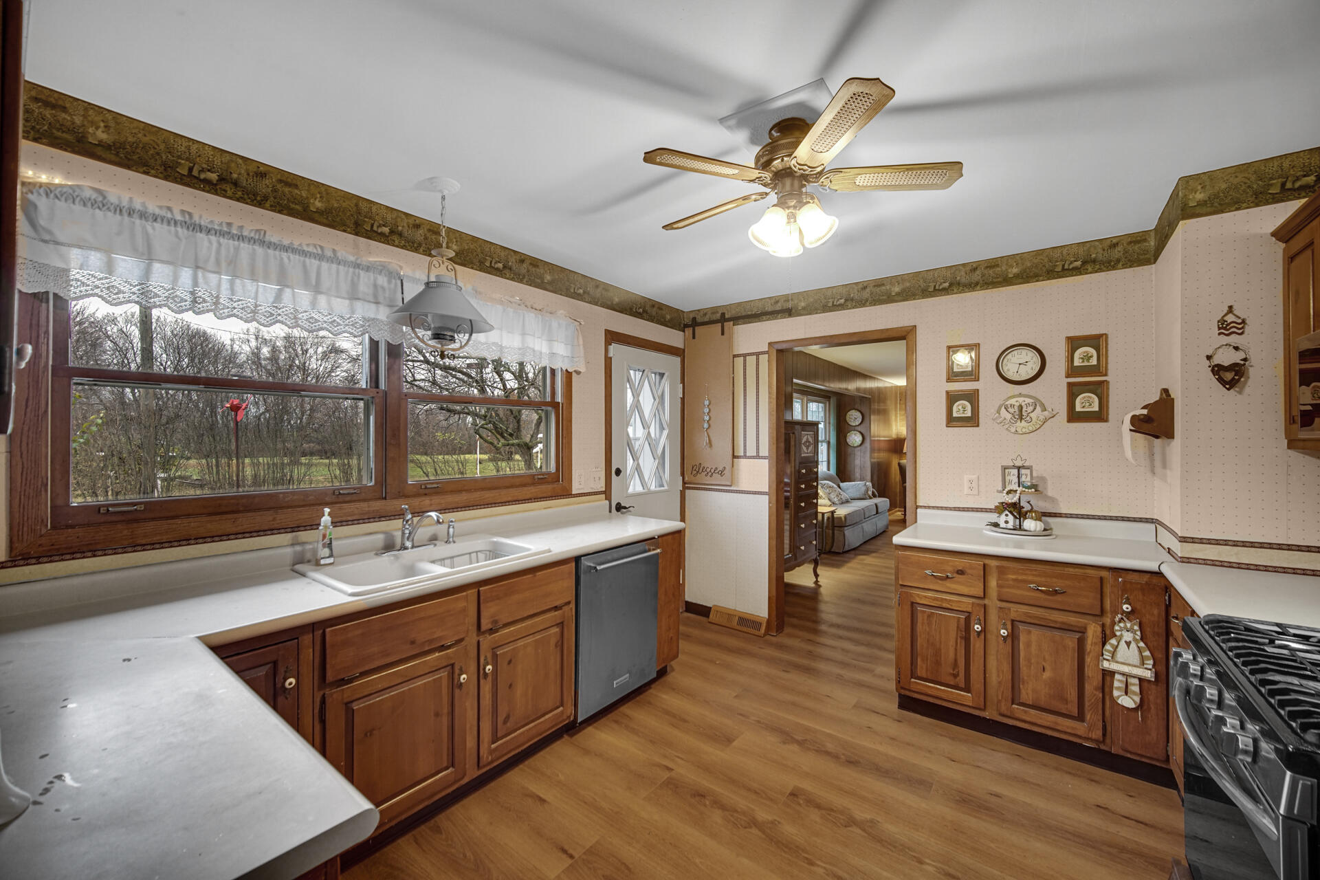 660 North 700 West Hobart, IN 46342 - Photo 11 of 40 1920x1280