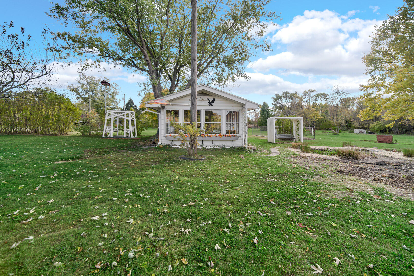 660 North 700 West Hobart, IN 46342 - Photo 23 of 40 1620x1080