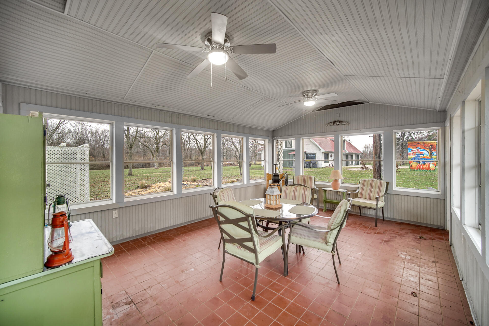 660 North 700 West Hobart, IN 46342 - Photo 26 of 40 1920x1280