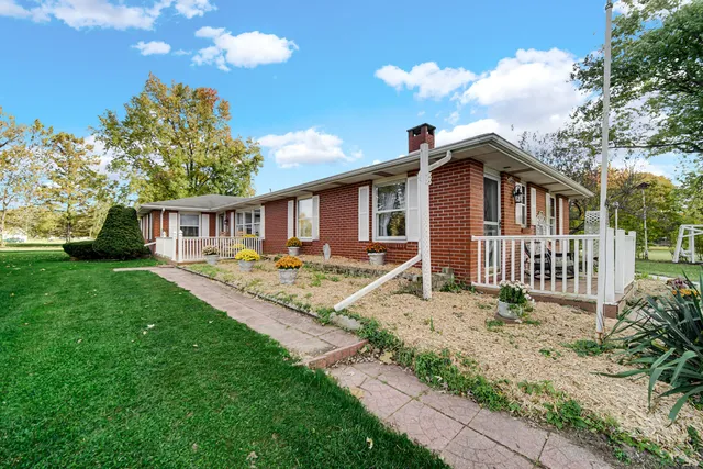 $649,900 | 660 North 700 West, Hobart, IN 46342