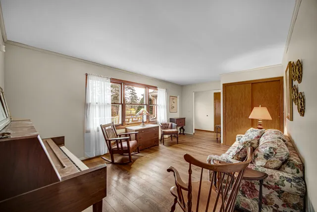 $649,900 | 660 North 700 West, Hobart, IN 46342