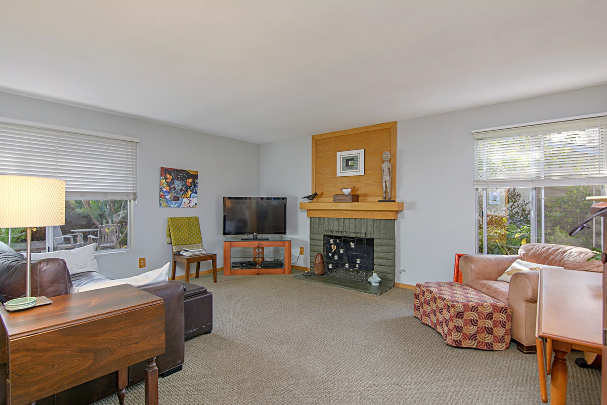 1708 Old Mill Road Encinitas, CA 92024 - Photo 3 of 25