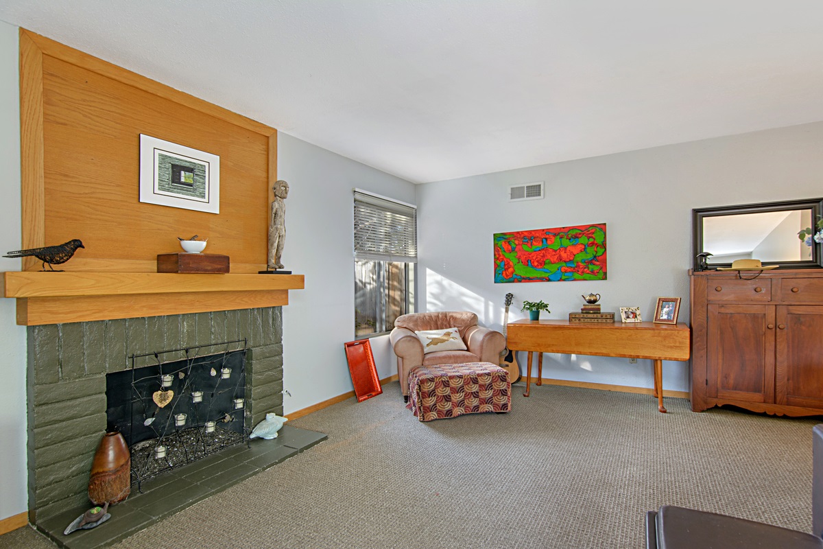 1708 Old Mill Road Encinitas, CA 92024 - Photo 5 of 25