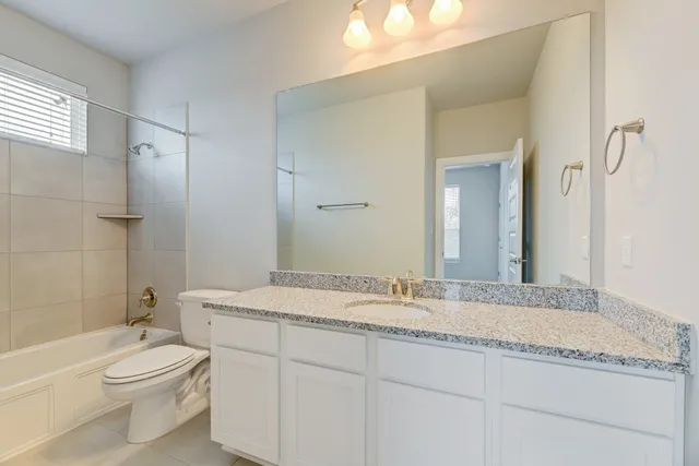 $2,900 | 3750 East Palm Valley Boulevard, Unit 29, Round Rock, TX 78665