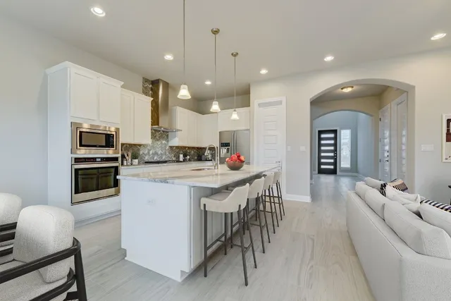 $3,000 | 3750 East Palm Valley Boulevard, Unit 29, Round Rock, TX 78665