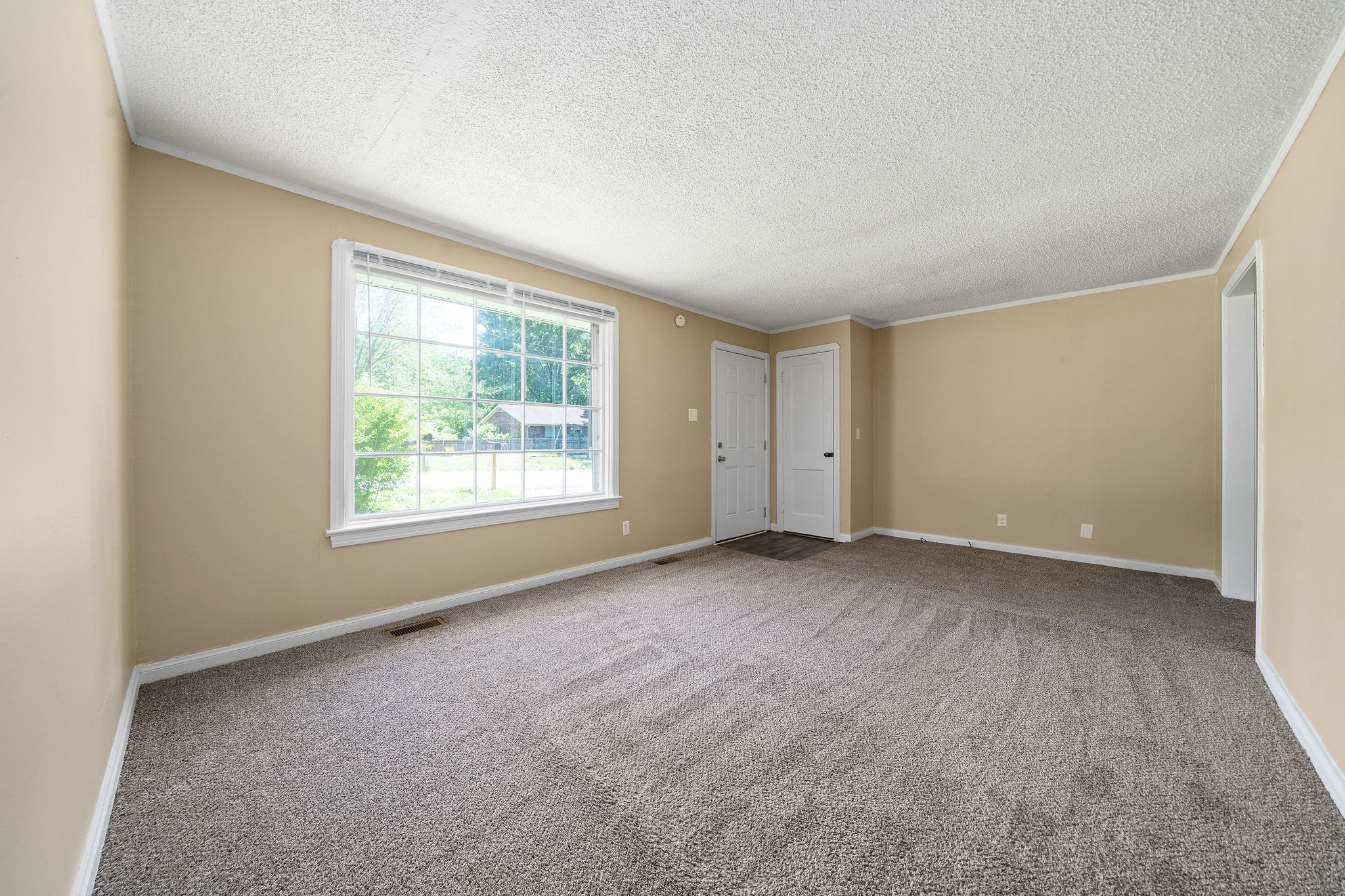 340 Edmondson Ferry Road Clarksville, TN 37040 - Photo 12 of 25 Gallery Image 12