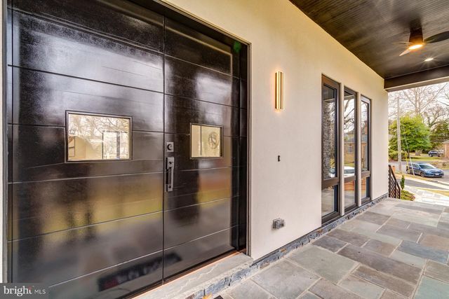 $2,450,000 | 1635 1st Place, McLean, VA 22101