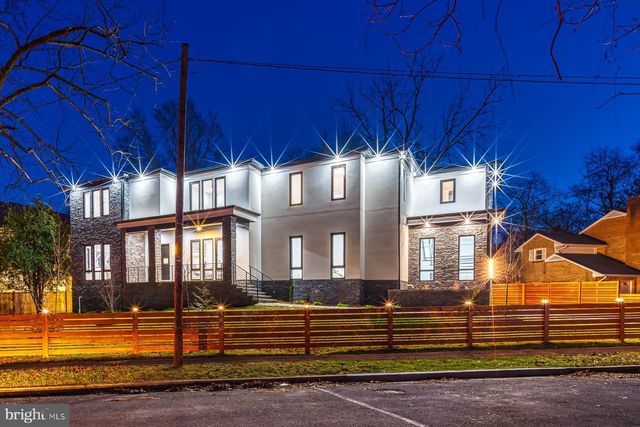 $2,450,000 | 1635 1st Place, McLean, VA 22101