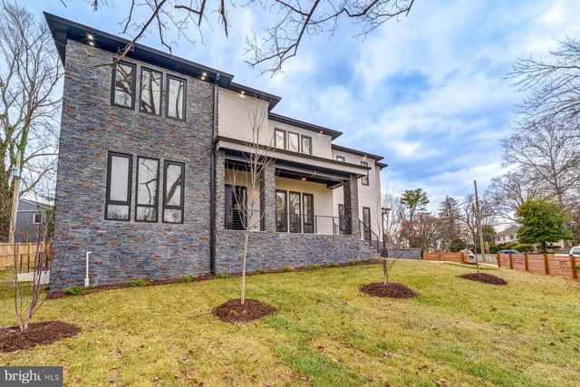 $2,450,000 | 1635 1st Place, McLean, VA 22101