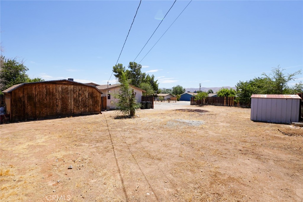 21018 Little Beaver Road Apple Valley, CA 92308 - Photo 9 of 28