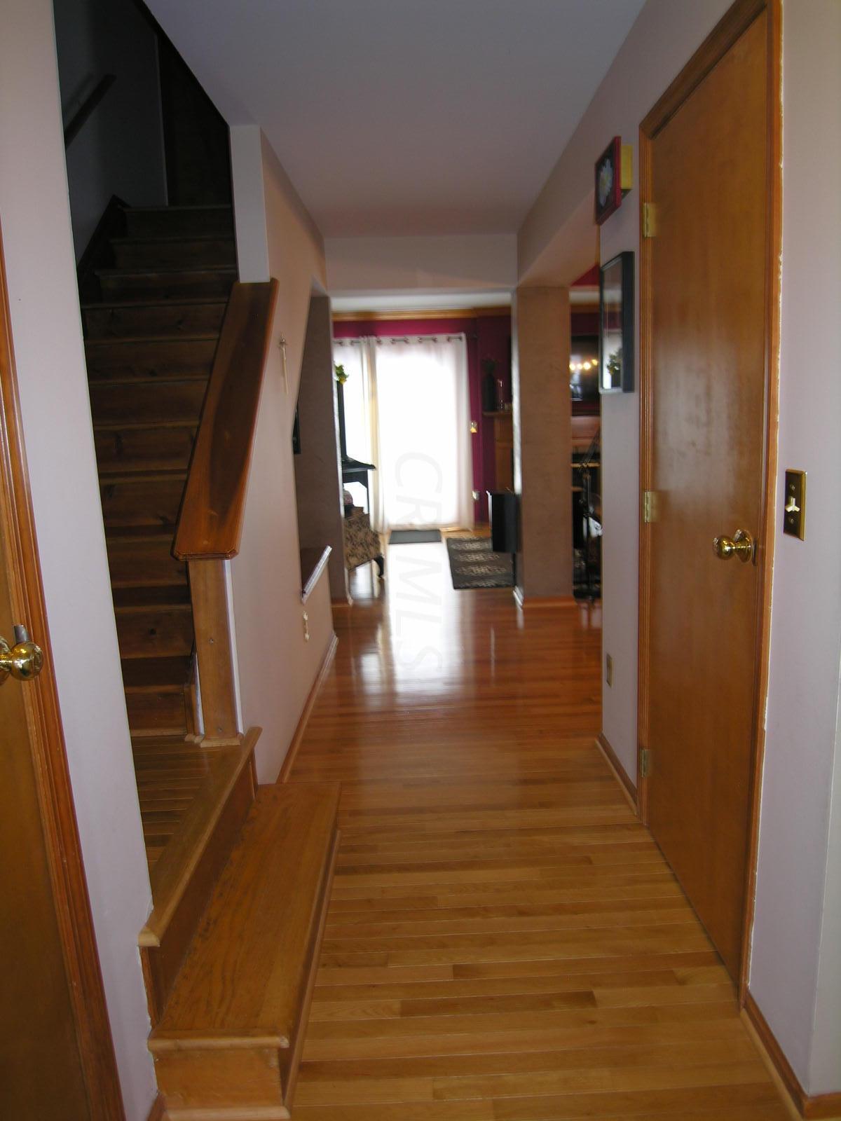 2129 Sandston Road Upper Arlington, OH 43220 - Photo 18 of 25