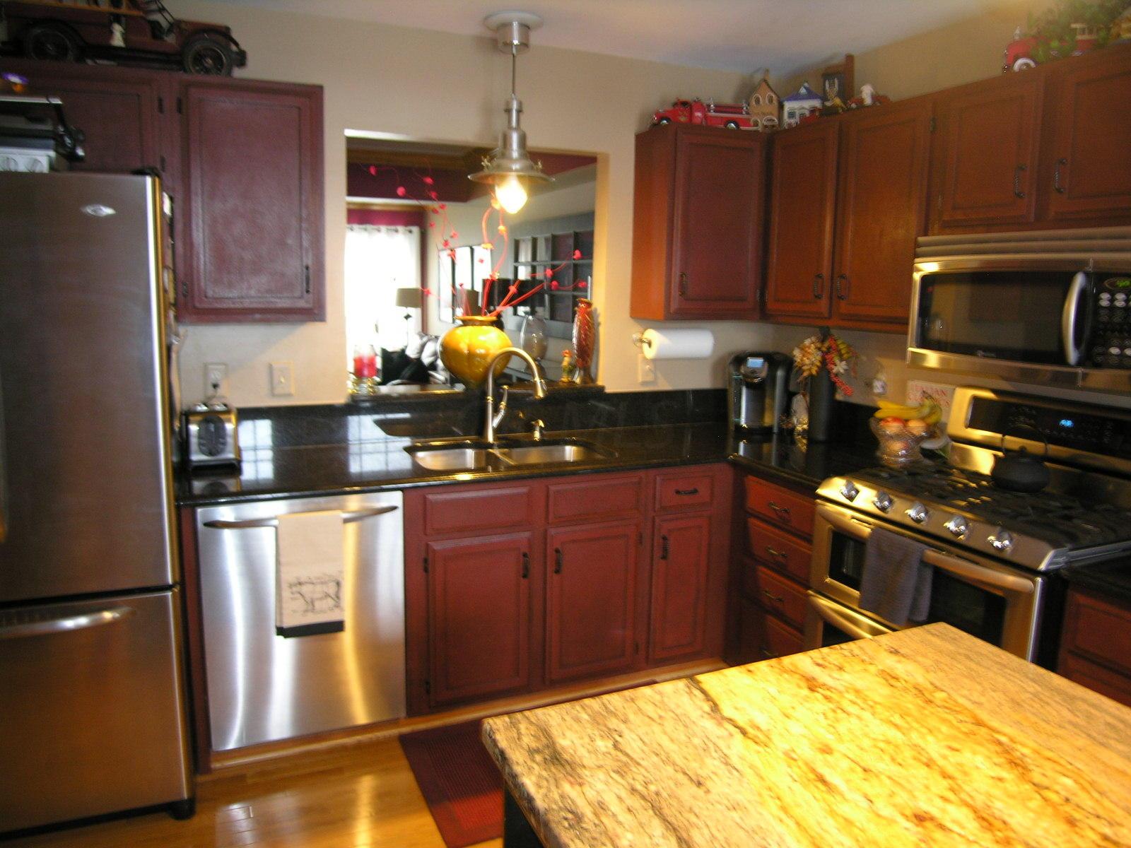 2129 Sandston Road Upper Arlington, OH 43220 - Photo 4 of 25
