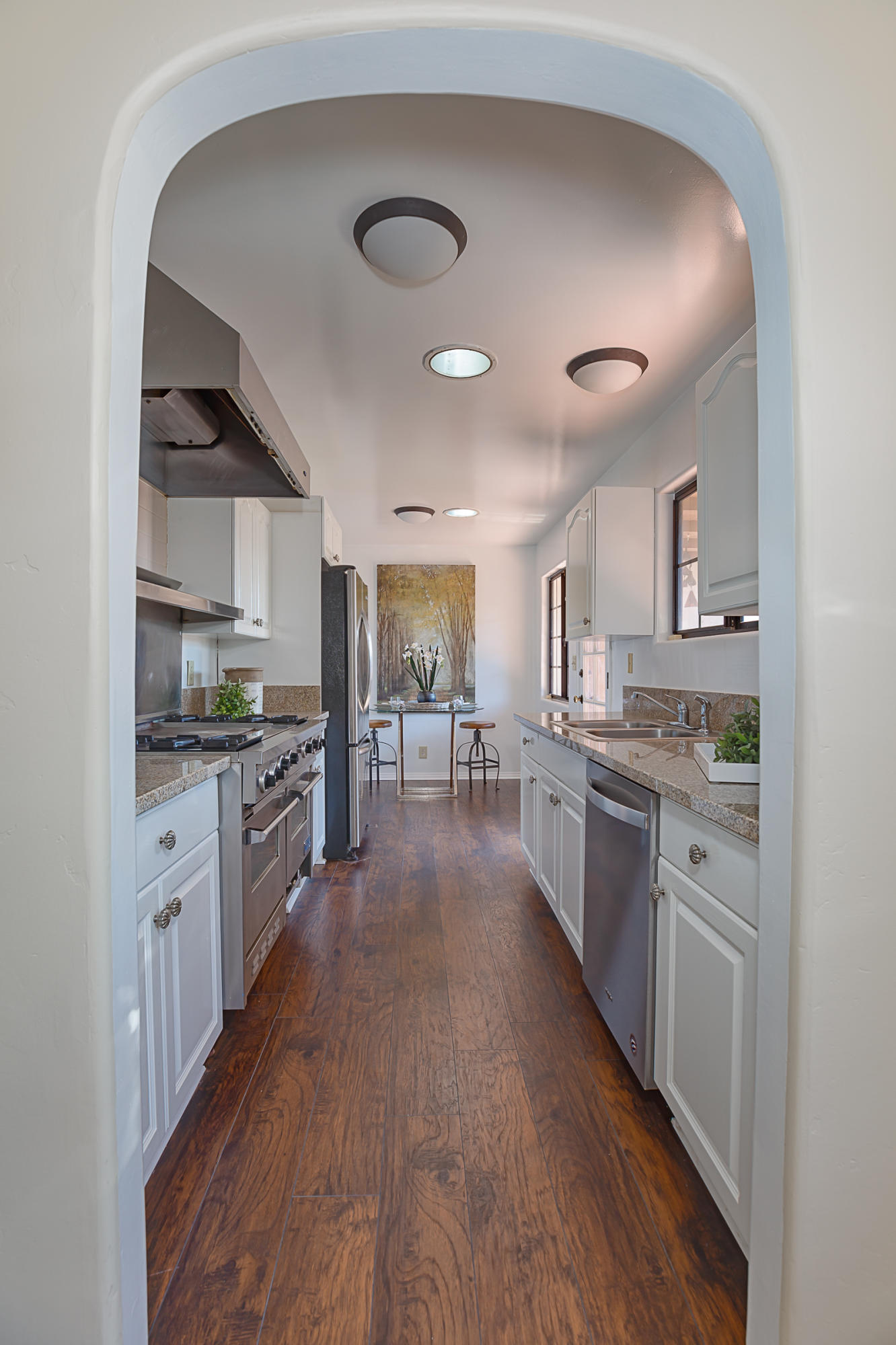 1275 Mountain View Road Santa Barbara, CA 93109 - Photo 4 of 27 Kitchen