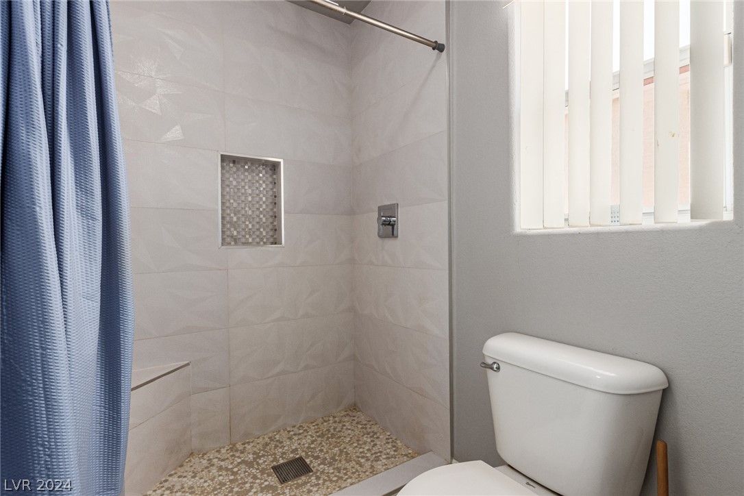 5850 Crumbling Ridge Street Henderson, NV 89011 - Photo 27 of 33