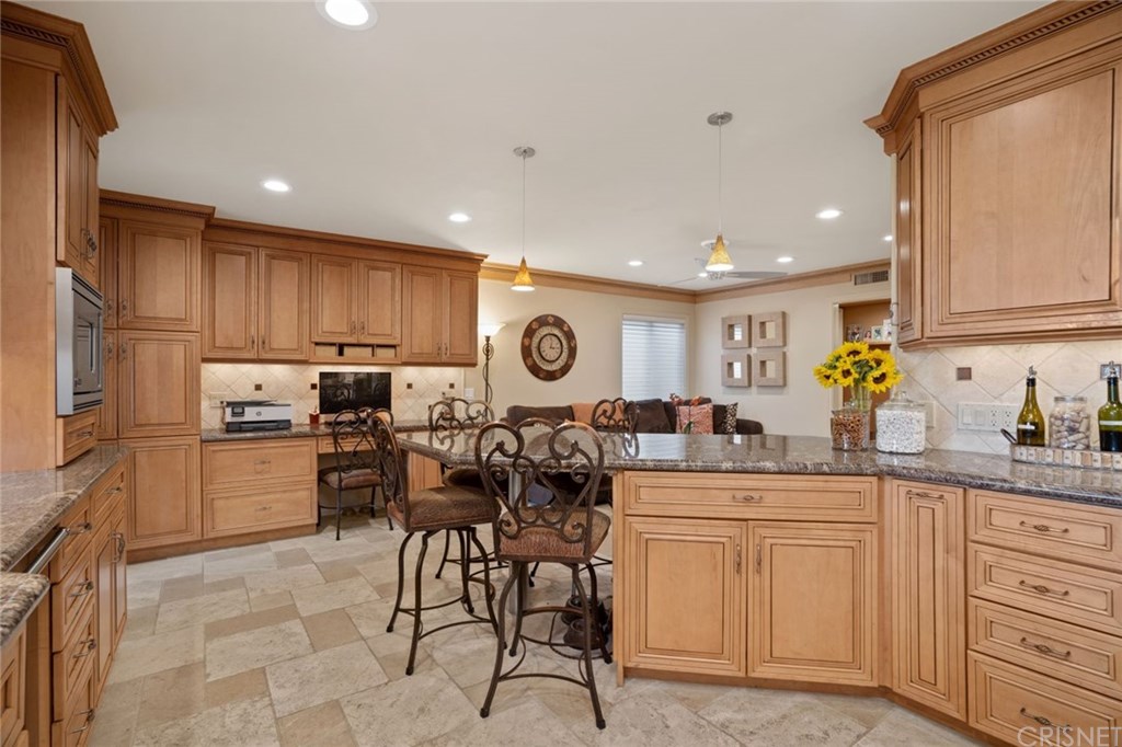 7278 Woodvale Court West Hills, CA 91307 - Photo 11 of 35