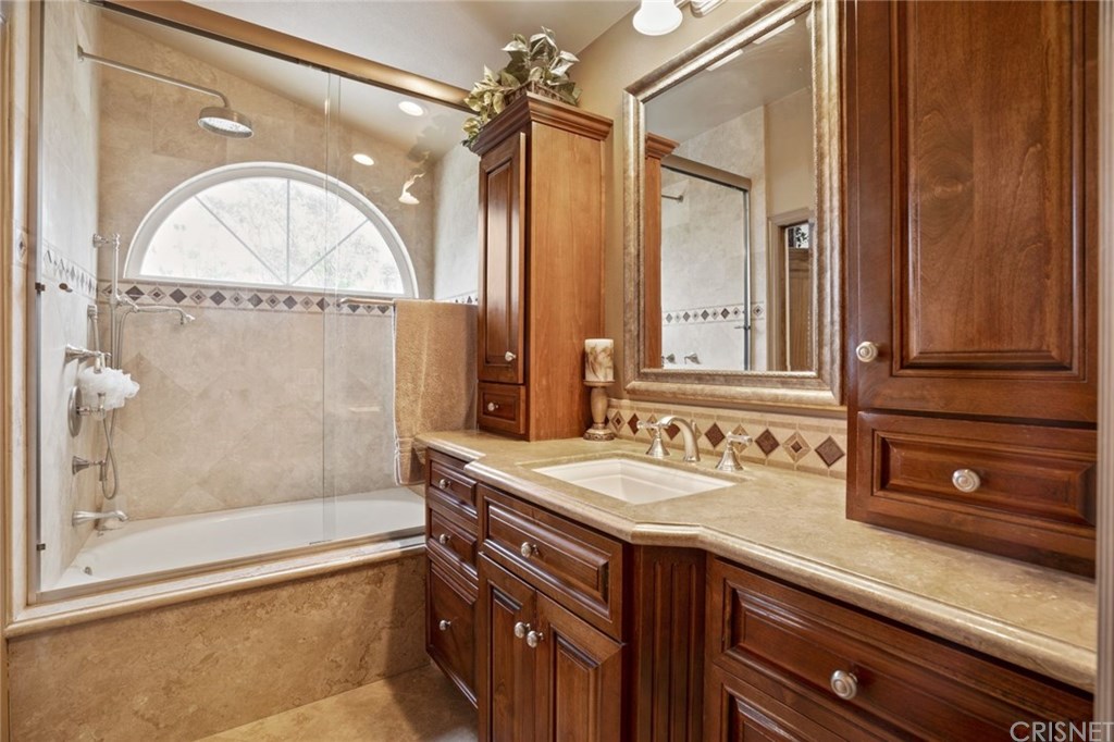 7278 Woodvale Court West Hills, CA 91307 - Photo 17 of 35