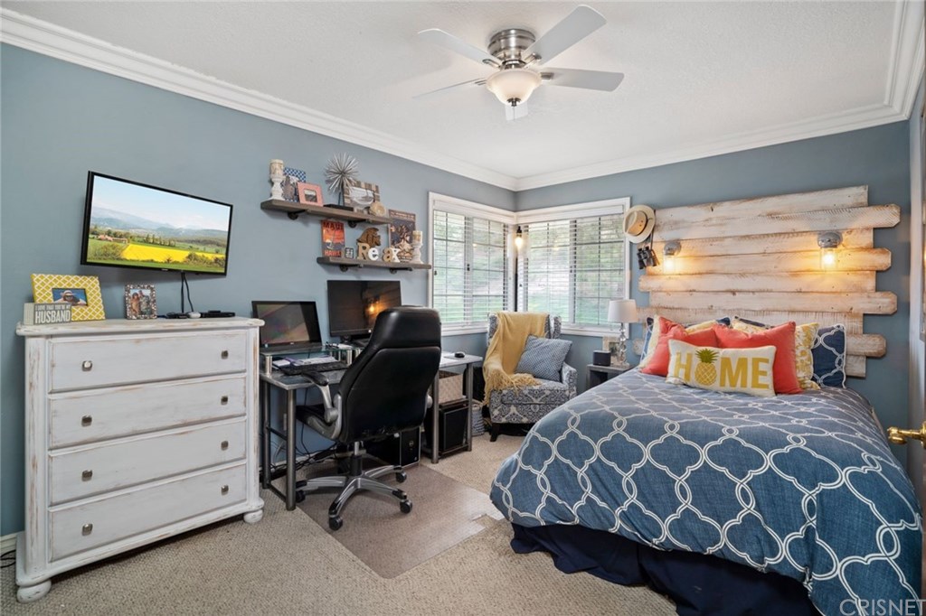 7278 Woodvale Court West Hills, CA 91307 - Photo 18 of 35