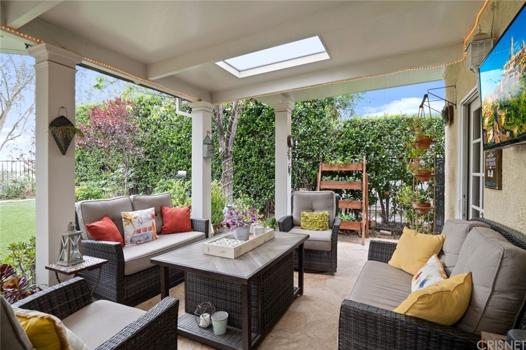 7278 Woodvale Court West Hills, CA 91307 - Photo 22 of 35