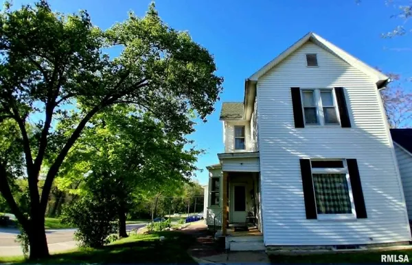 $149,900 | 301 Cherry Street, Quincy, IL 62301