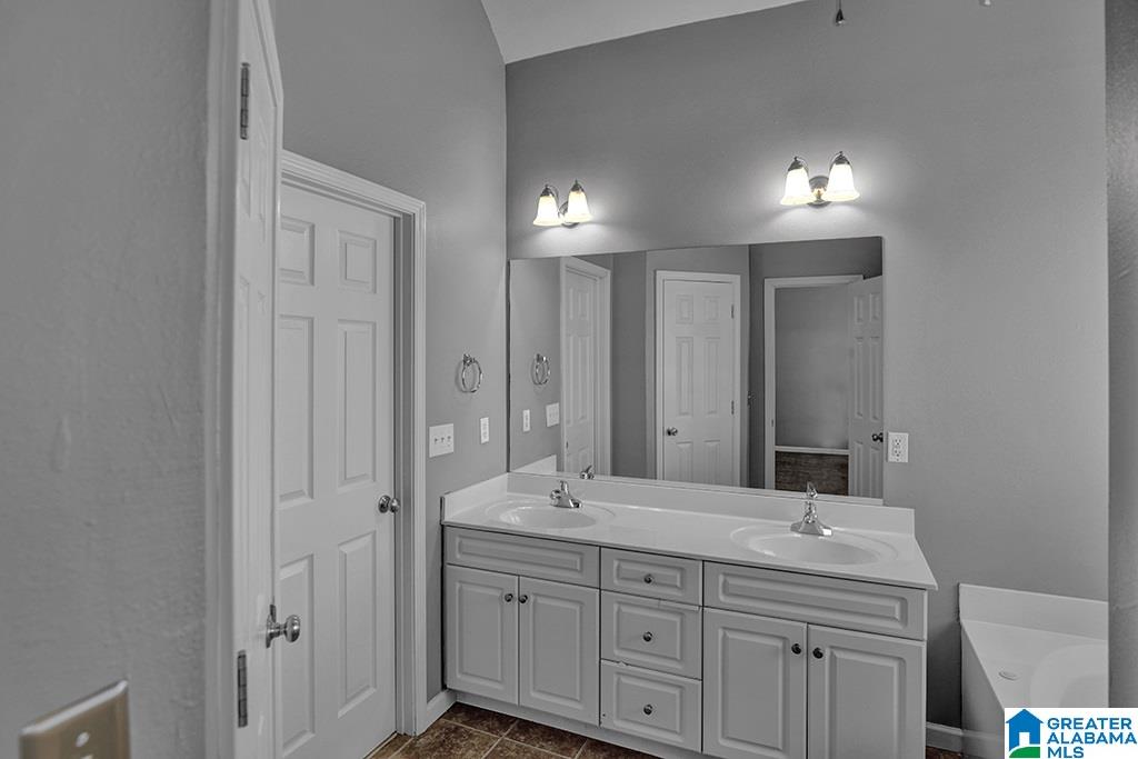 176 Chinaberry Lane Alabaster, AL 35114 - Photo 8 of 19