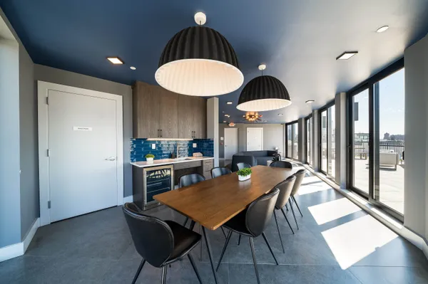$3,195 | 338 Newark Avenue, Unit 306, Jersey City, NJ 07302