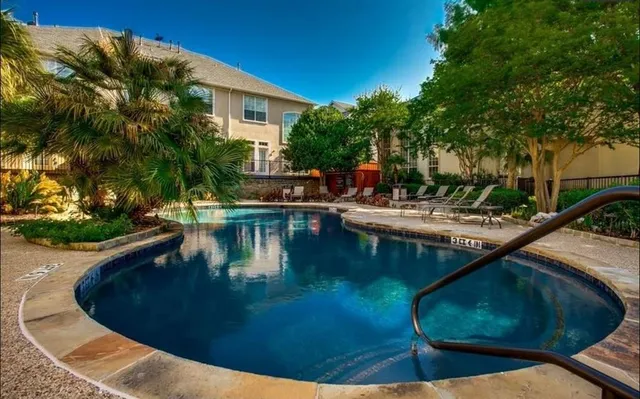 $430,000 | 4092 Oberlin Way, Addison, TX 75001