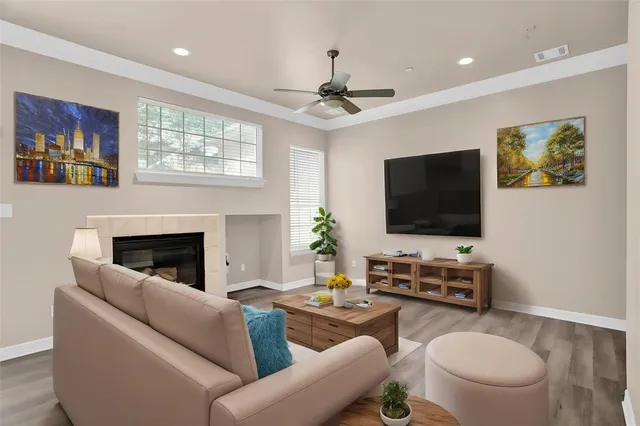 $430,000 | 4092 Oberlin Way, Addison, TX 75001