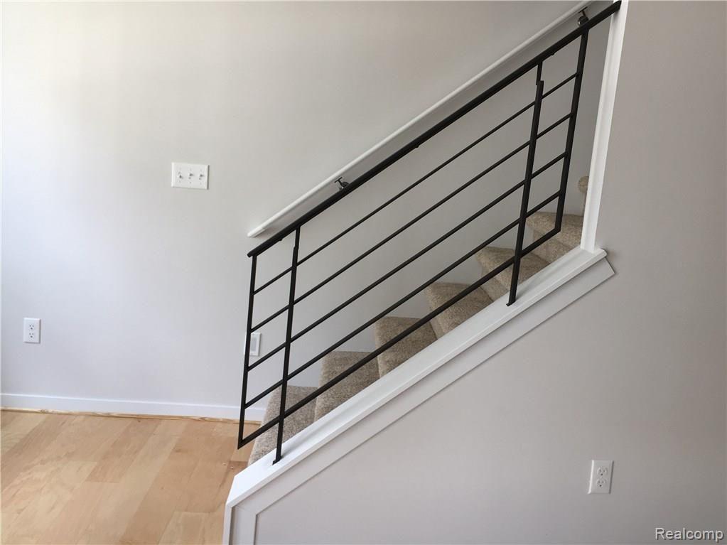 2663 Harvard Road, Unit 14 Berkley, MI 48072 - Photo 8 of 13 Gallery Image 8