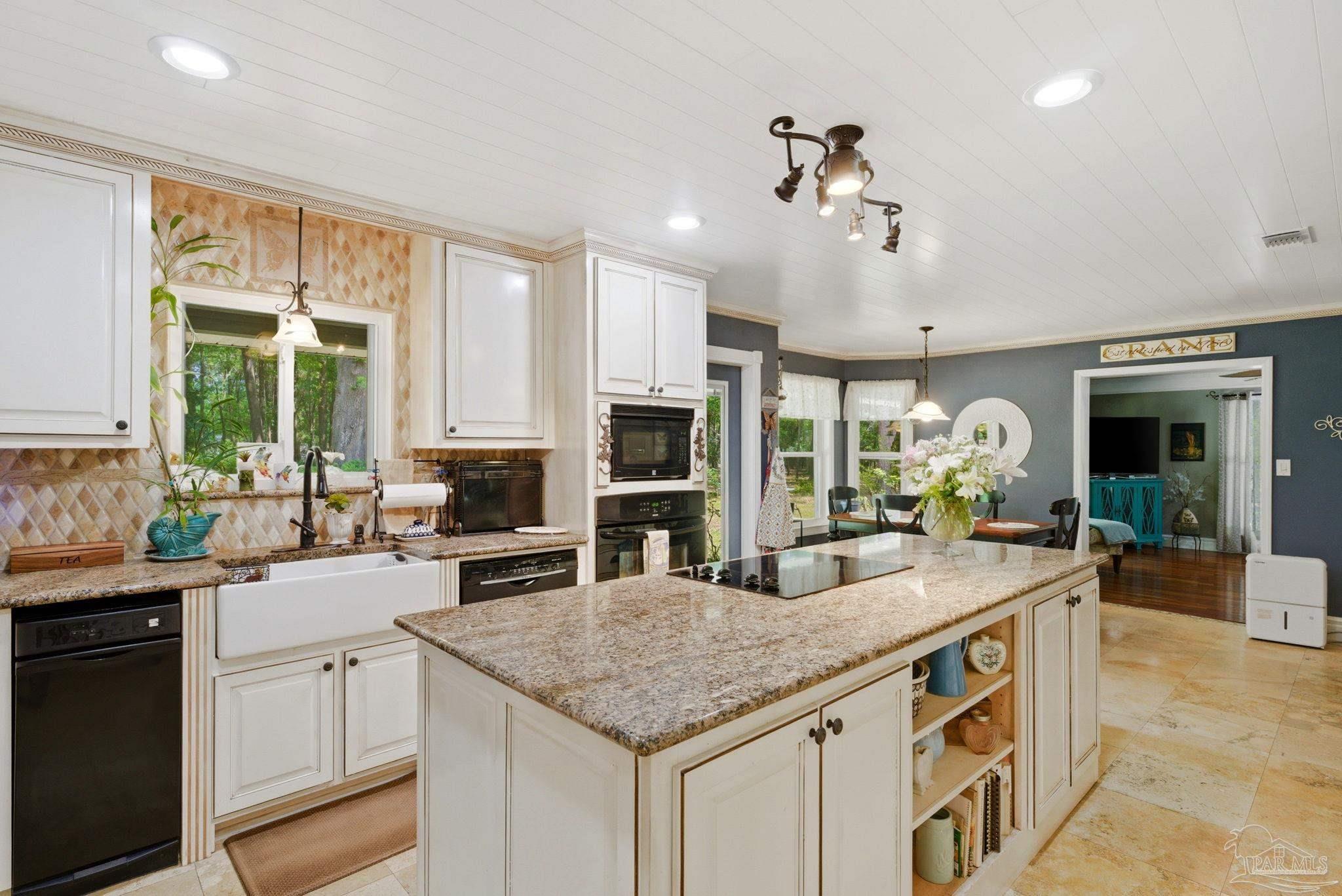 6930 Summit Way Milton, FL 32570 - Photo 19 of 71