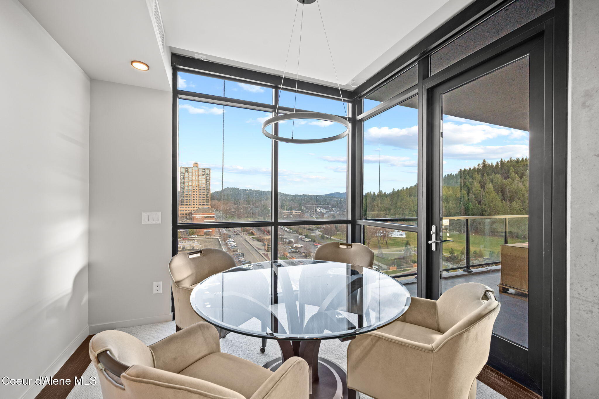 116 South 3rd Street, Unit 903 Coeur D'Alene, ID 83814 - Photo 14 of 50 32-web-or-mls-DSC_4332