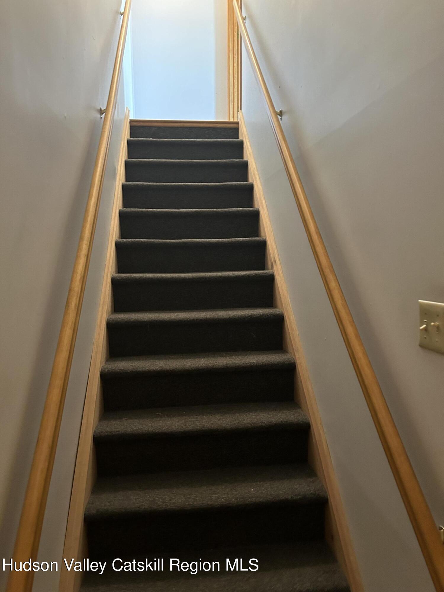 40 Tillson Lake Road Wallkill, NY 12589 - Photo 17 of 42 a view of entryway