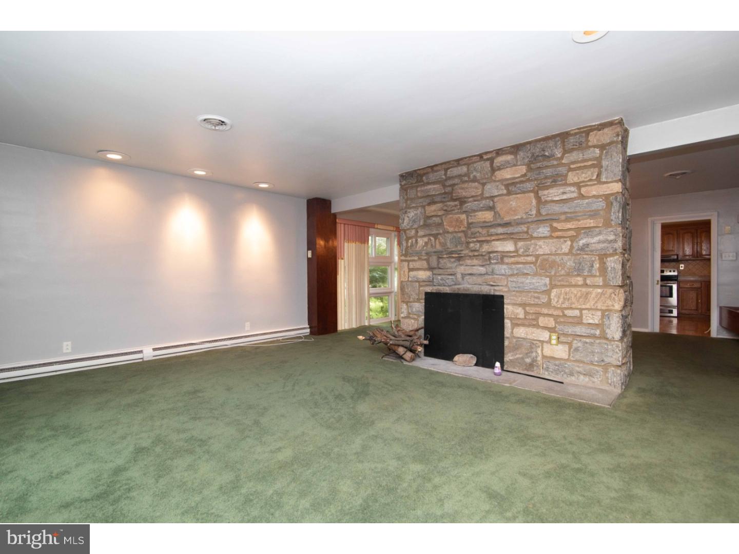 1412 Mellon Road Wyncote, PA 19095 - Photo 4 of 25 Gallery Image 4