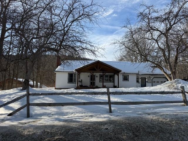 942 Main Street Albany, VT 05820 - Photo 3 of 33