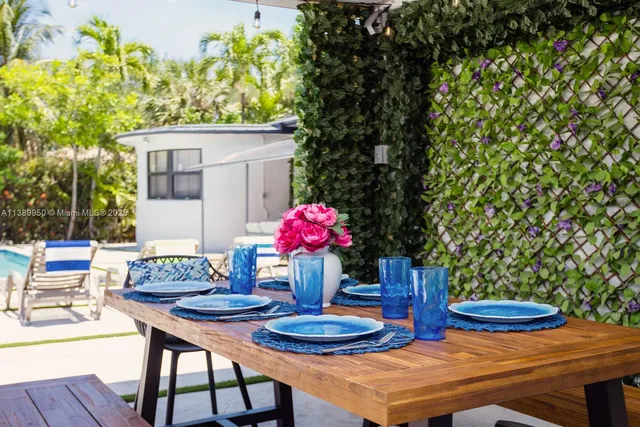 a outdoor view with a seating space