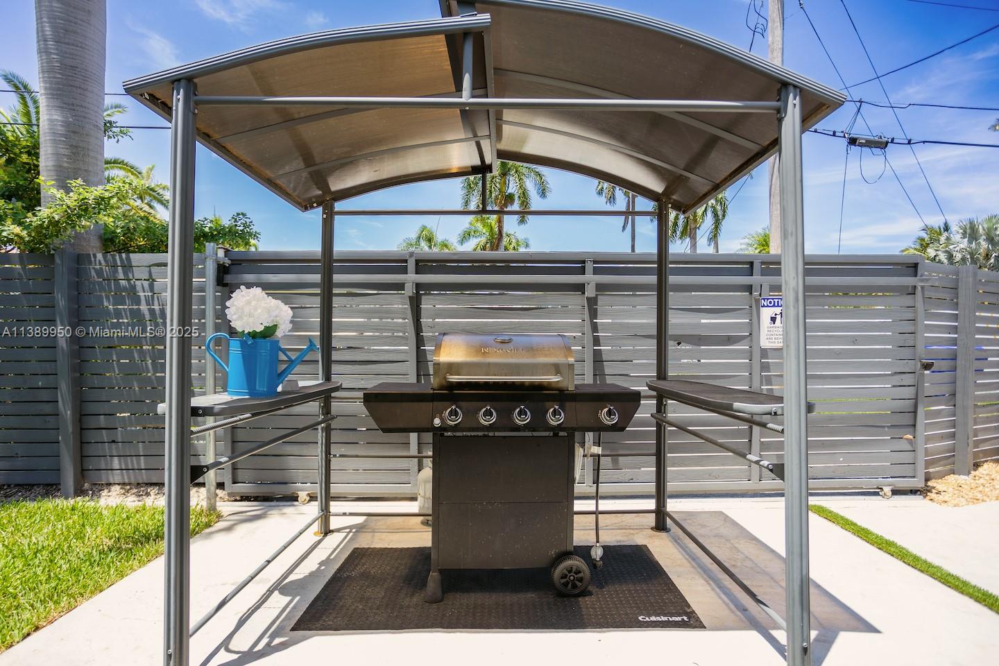 801 Harrison Street Hollywood, FL 33019 - Photo 9 of 46 a view of outdoor space with seating area