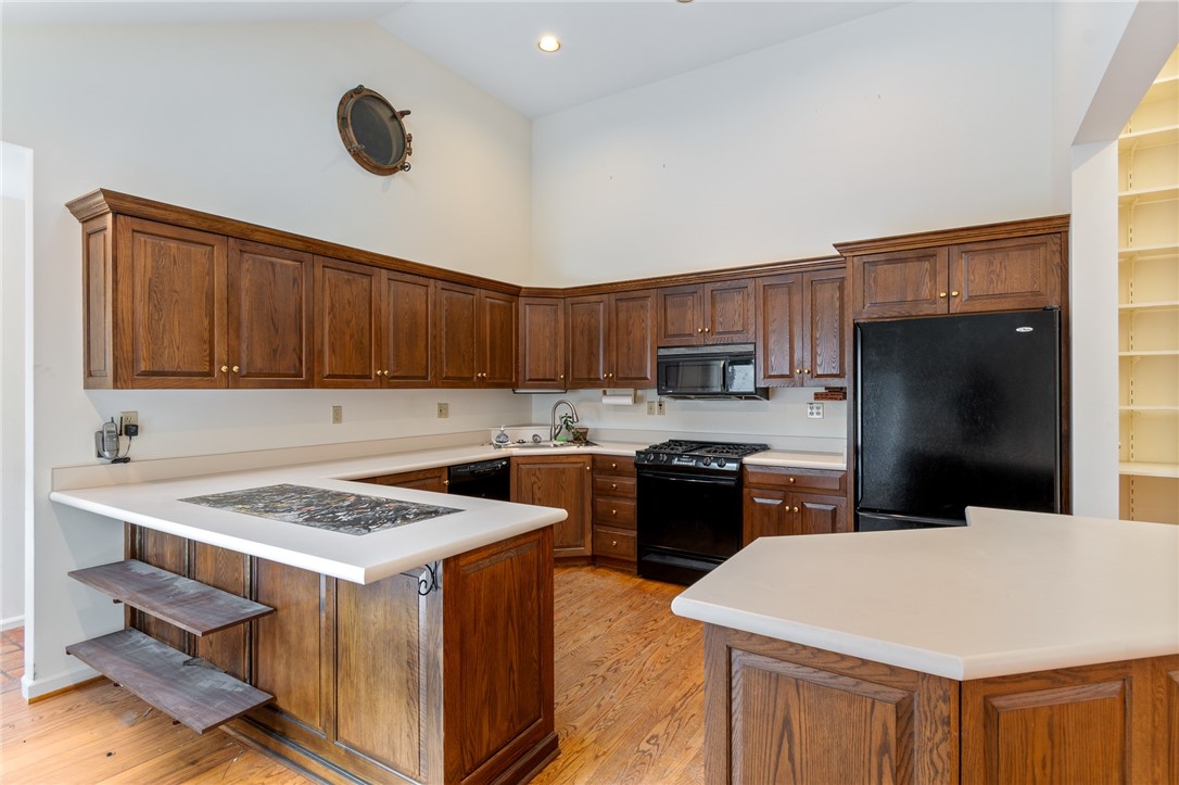 1490 East Avenue Rochester, NY 14610 - Photo 12 of 36