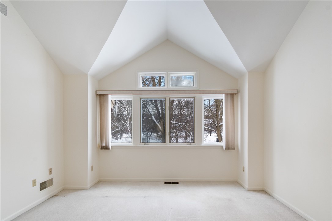 1490 East Avenue Rochester, NY 14610 - Photo 24 of 36