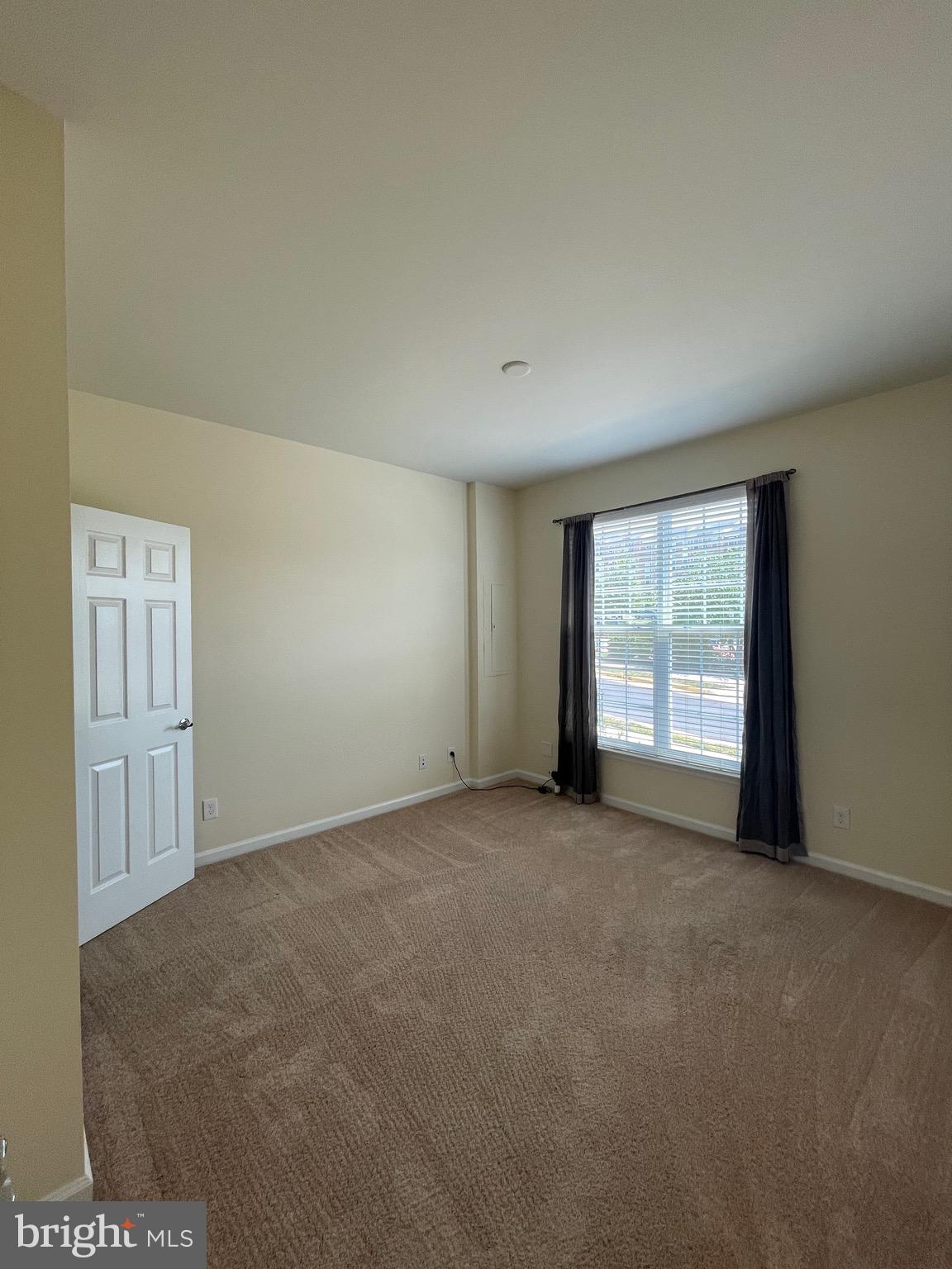 42708 Redpath Terrace Ashburn, VA 20147 - Photo 20 of 27 Bedroom #4 - entry level
