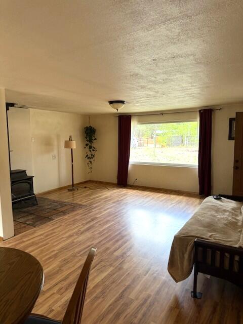 15904 Fir Road La Pine, OR 97739 - Photo 12 of 37 Living Room