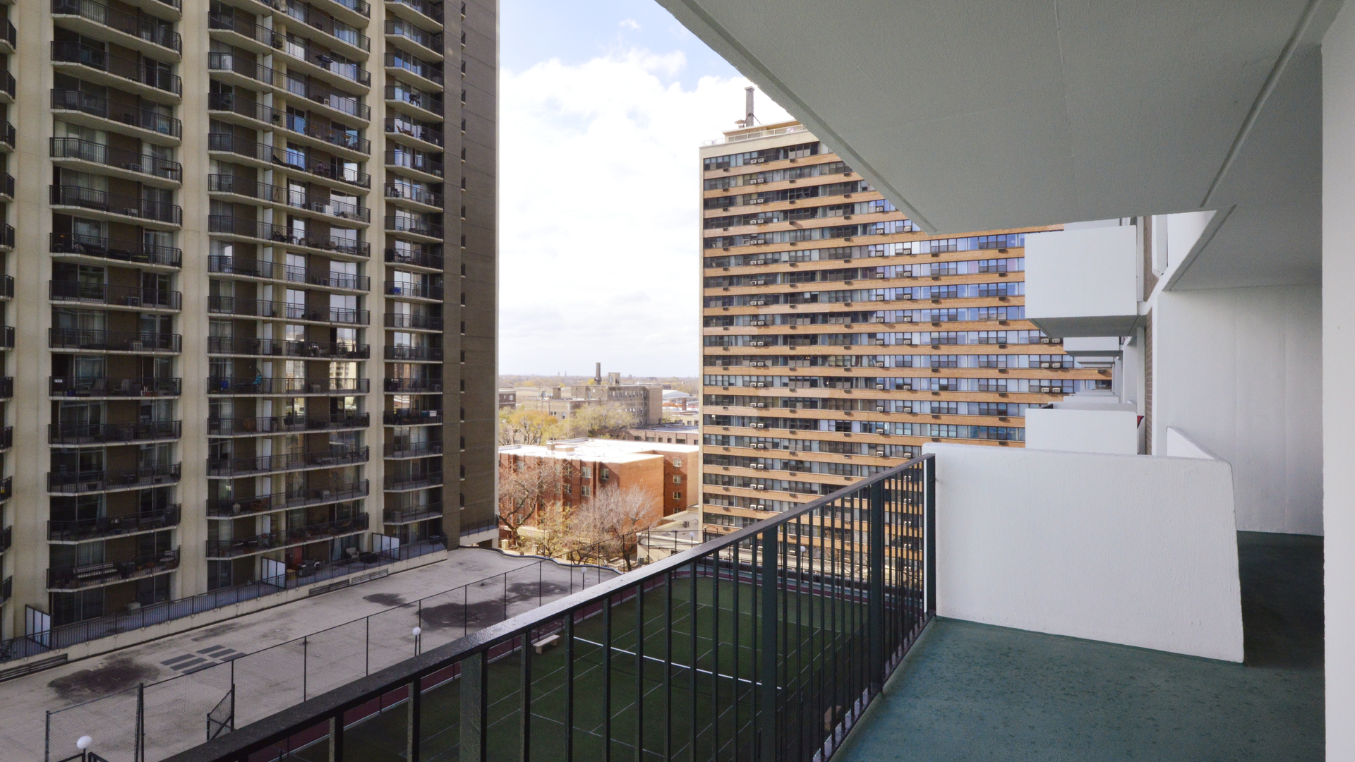 6033 North Sheridan Road, Unit 9C Chicago, IL 60660 - Photo 11 of 12