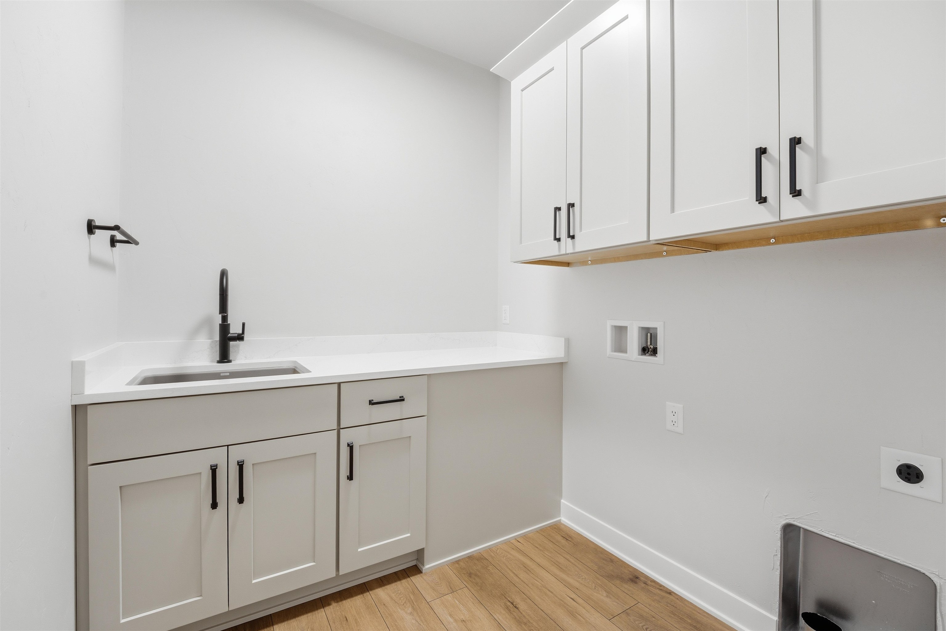 1386 Lighthouse Village Road Fond du Lac, WI 54937 - Photo 15 of 33