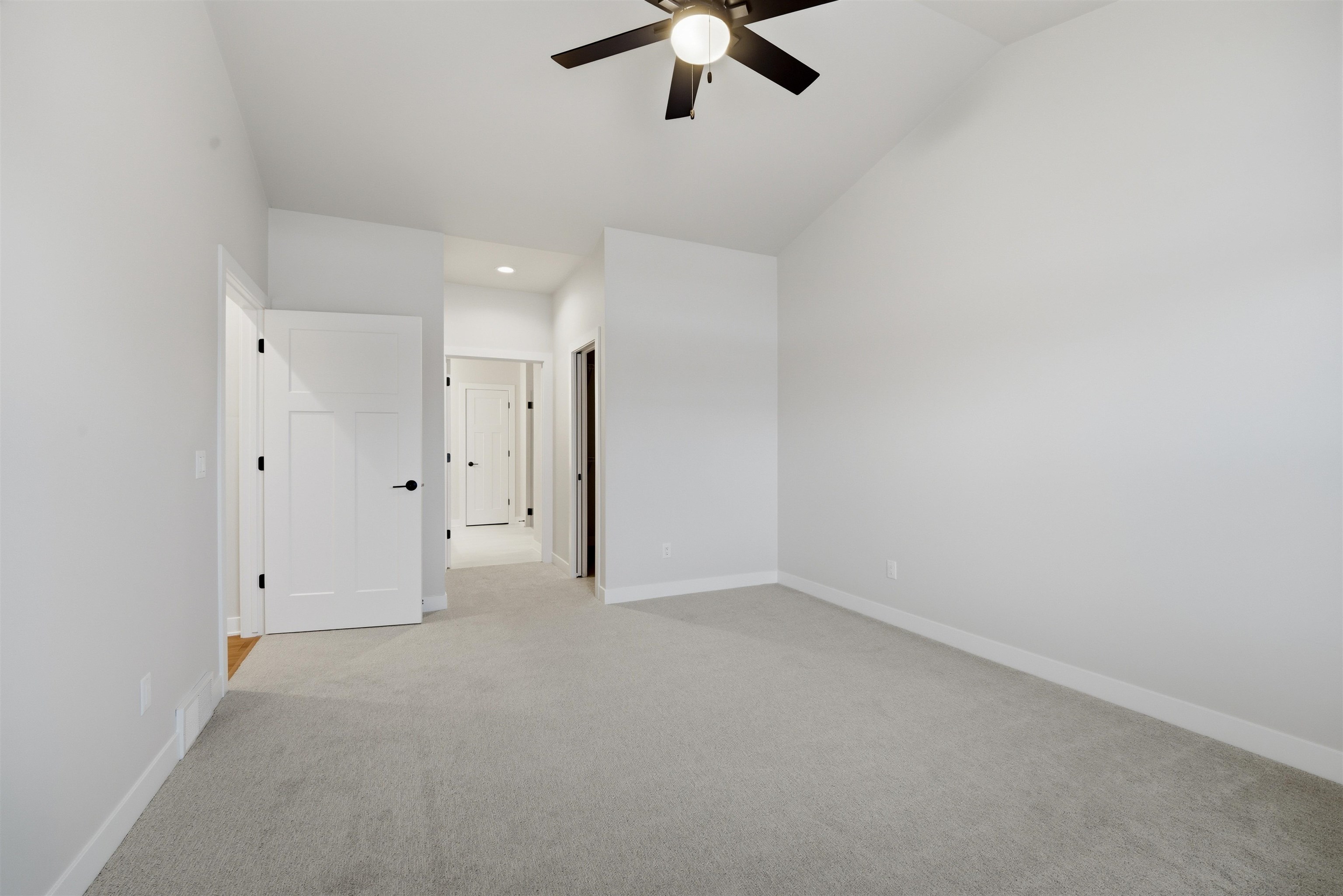 1386 Lighthouse Village Road Fond du Lac, WI 54937 - Photo 21 of 33