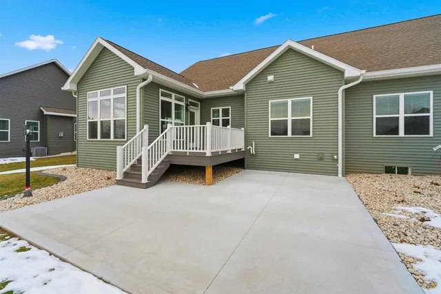 $549,900 | 1386 Lighthouse Village Road, Fond du Lac, WI 54937