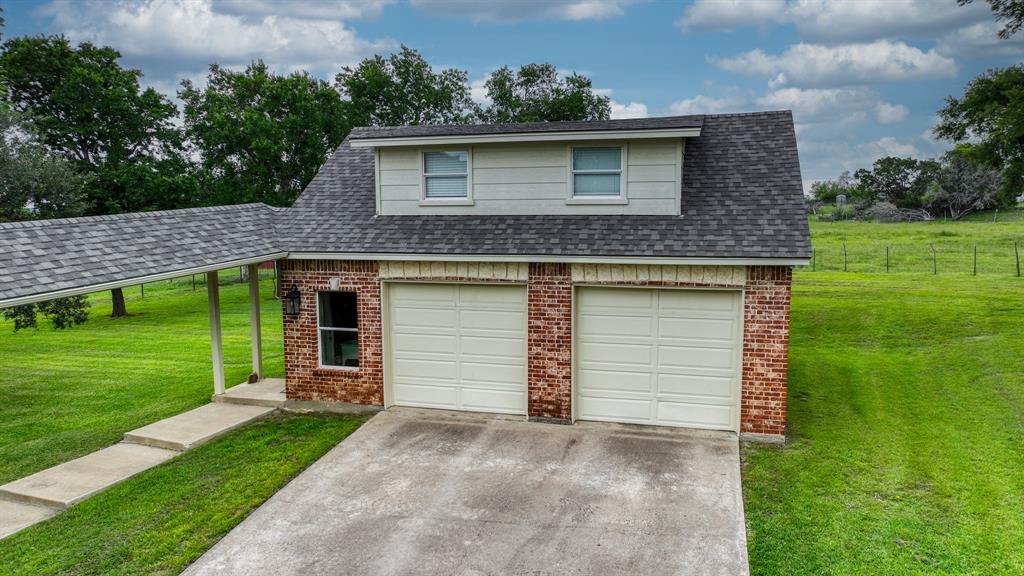 398 J O Junge Road Cleburne, TX 76033 - Photo 6 of 40