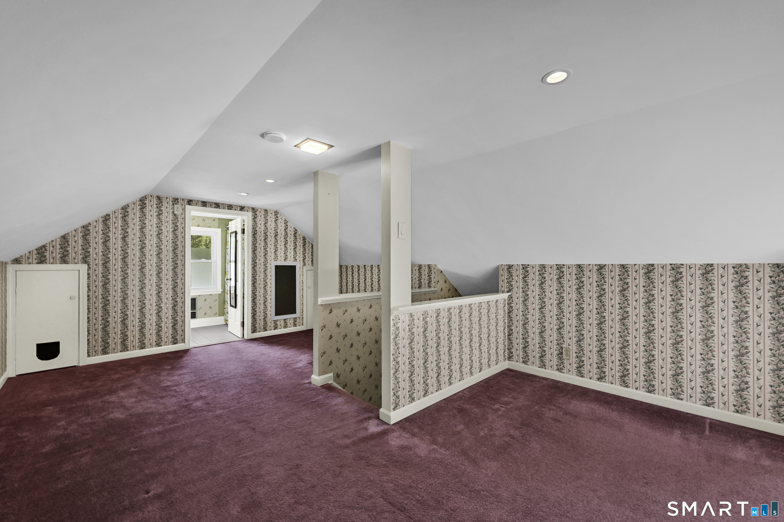 161 Red Stone Hill Bristol, CT 06010 - Photo 25 of 37