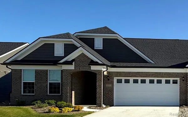 $439,990 | 42791 Arbor Drive, Clinton Township, MI 48038